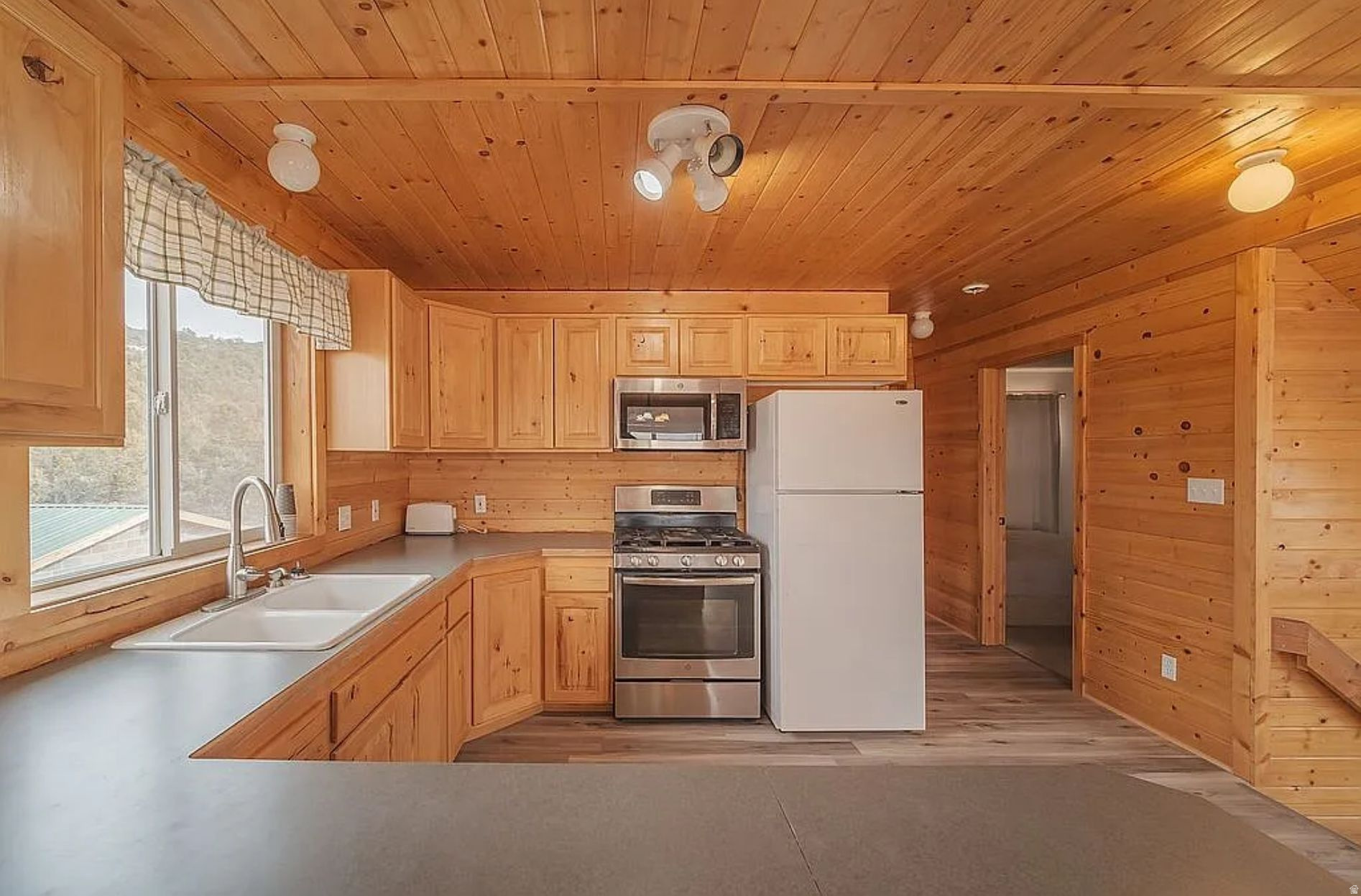 FREEDOM RANCH SUBD - Residential