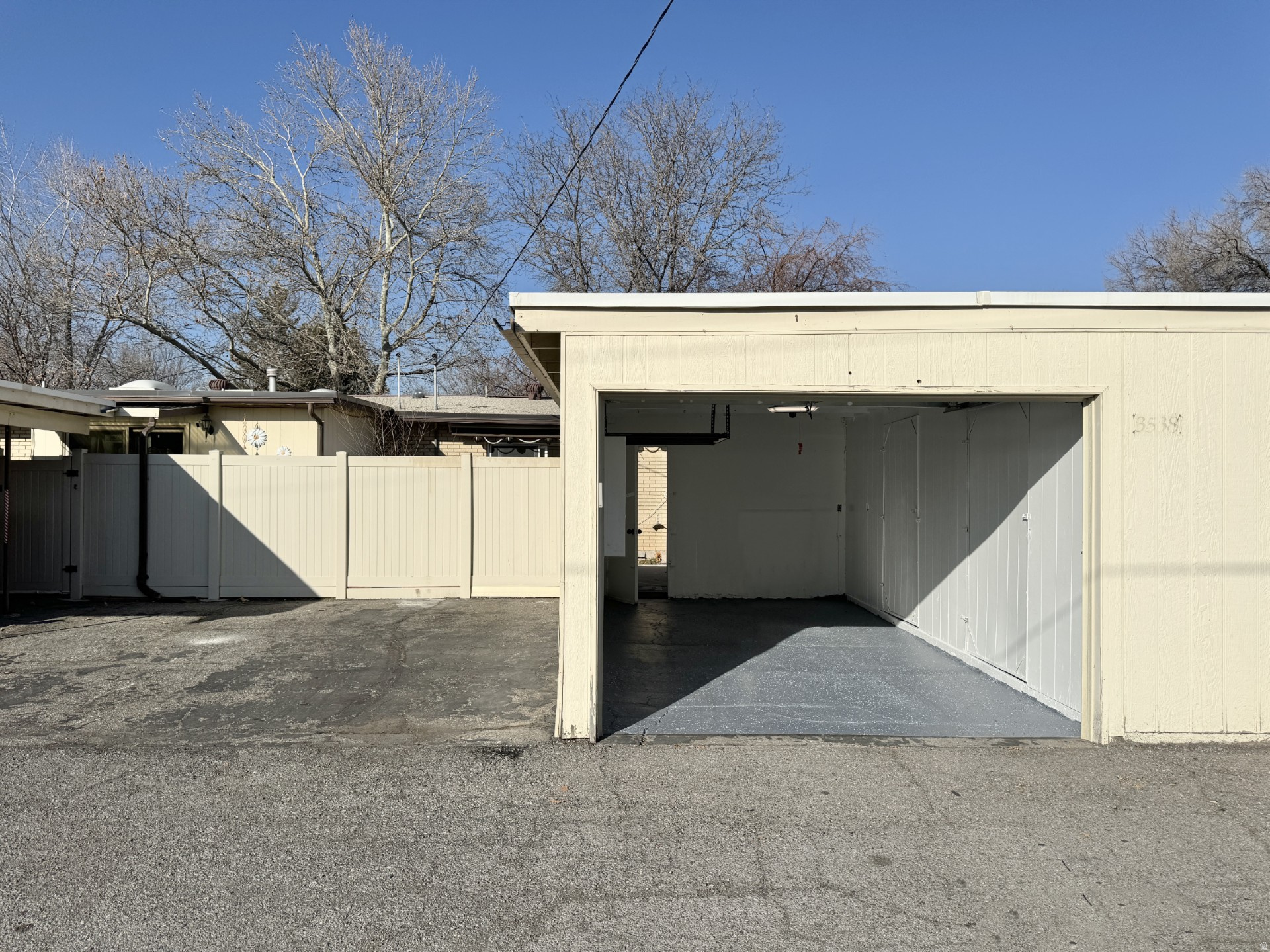 RIDGELAND DOWNS - Residential