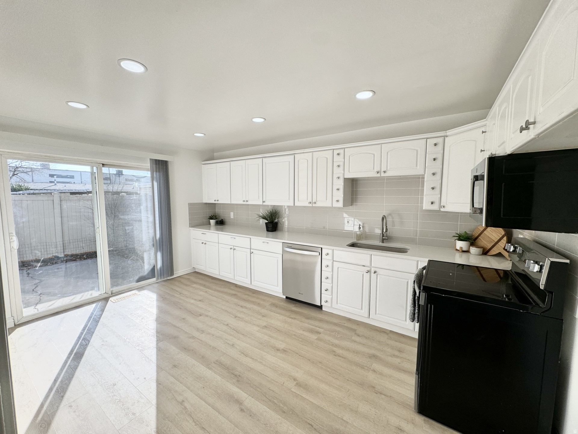 RIDGELAND DOWNS - Residential