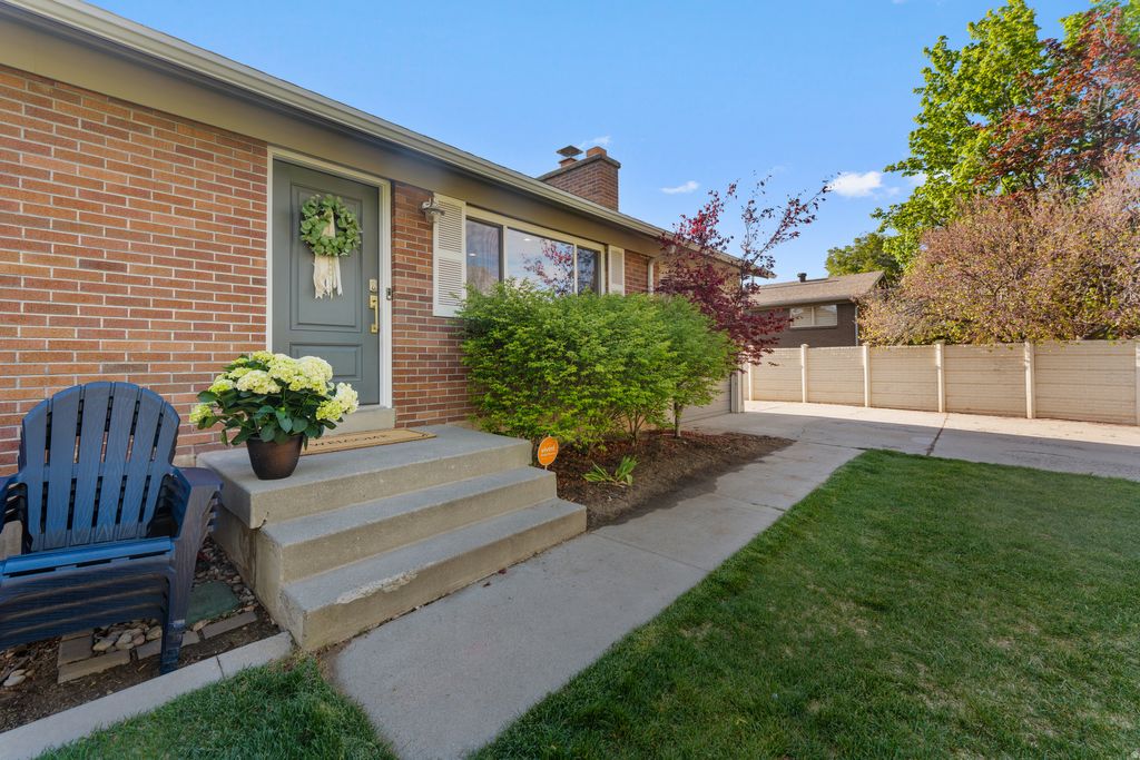 Photo of 7714 S 1040 E, Midvale, UT 84047 (MLS # 2154417)