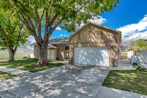 Tiny photo for 157 E 4380 N, Provo, UT 84604 (MLS # 2151832)