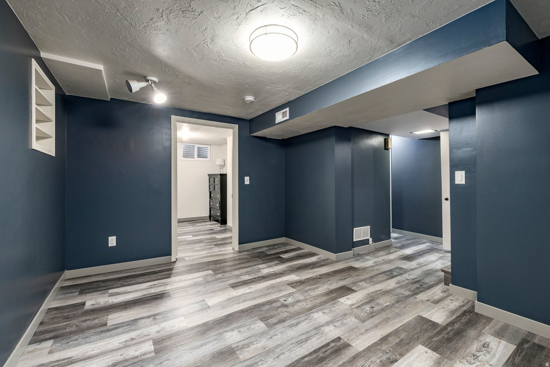 HIGHLAND PARK - Residential