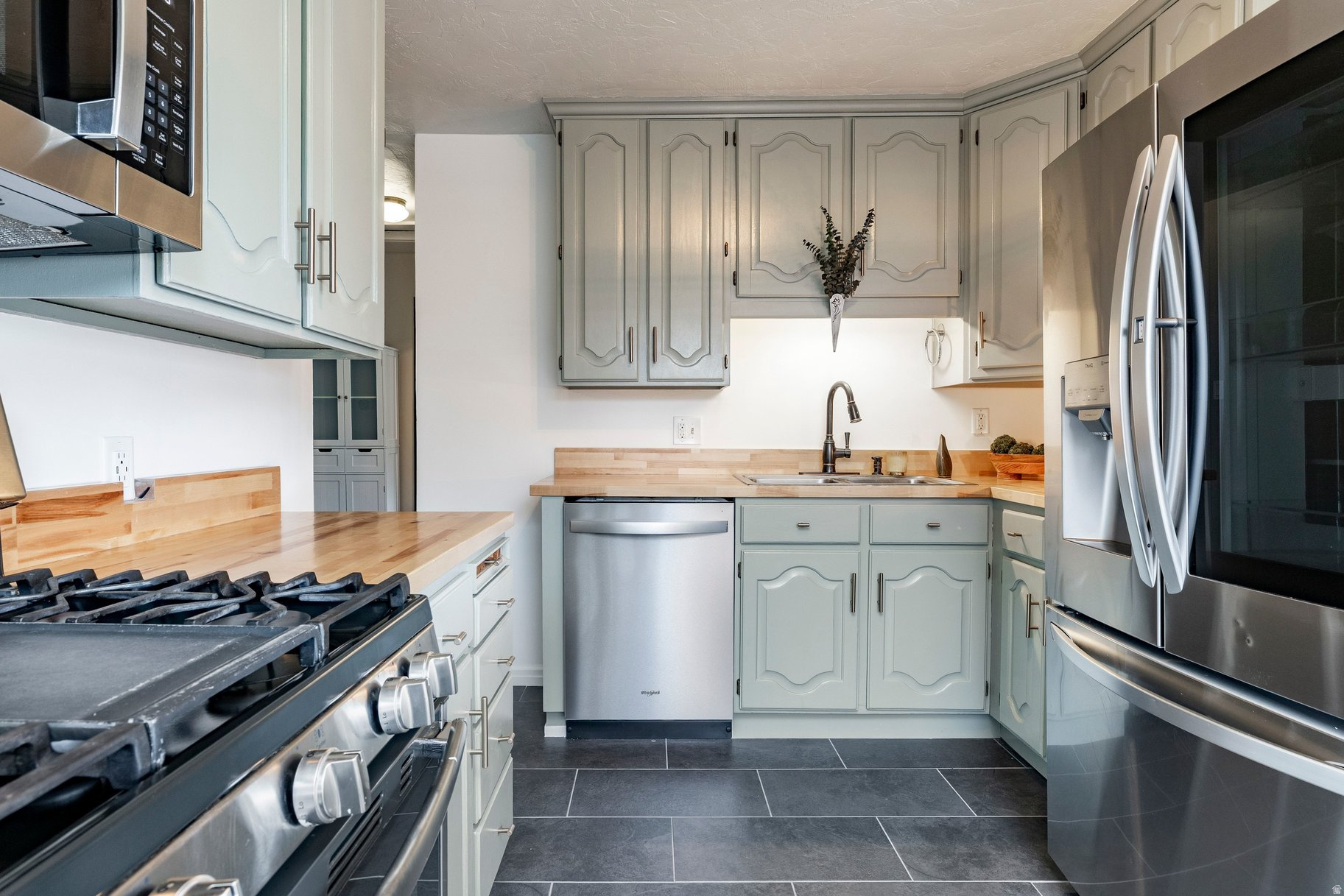 HIGHLAND PARK - Residential