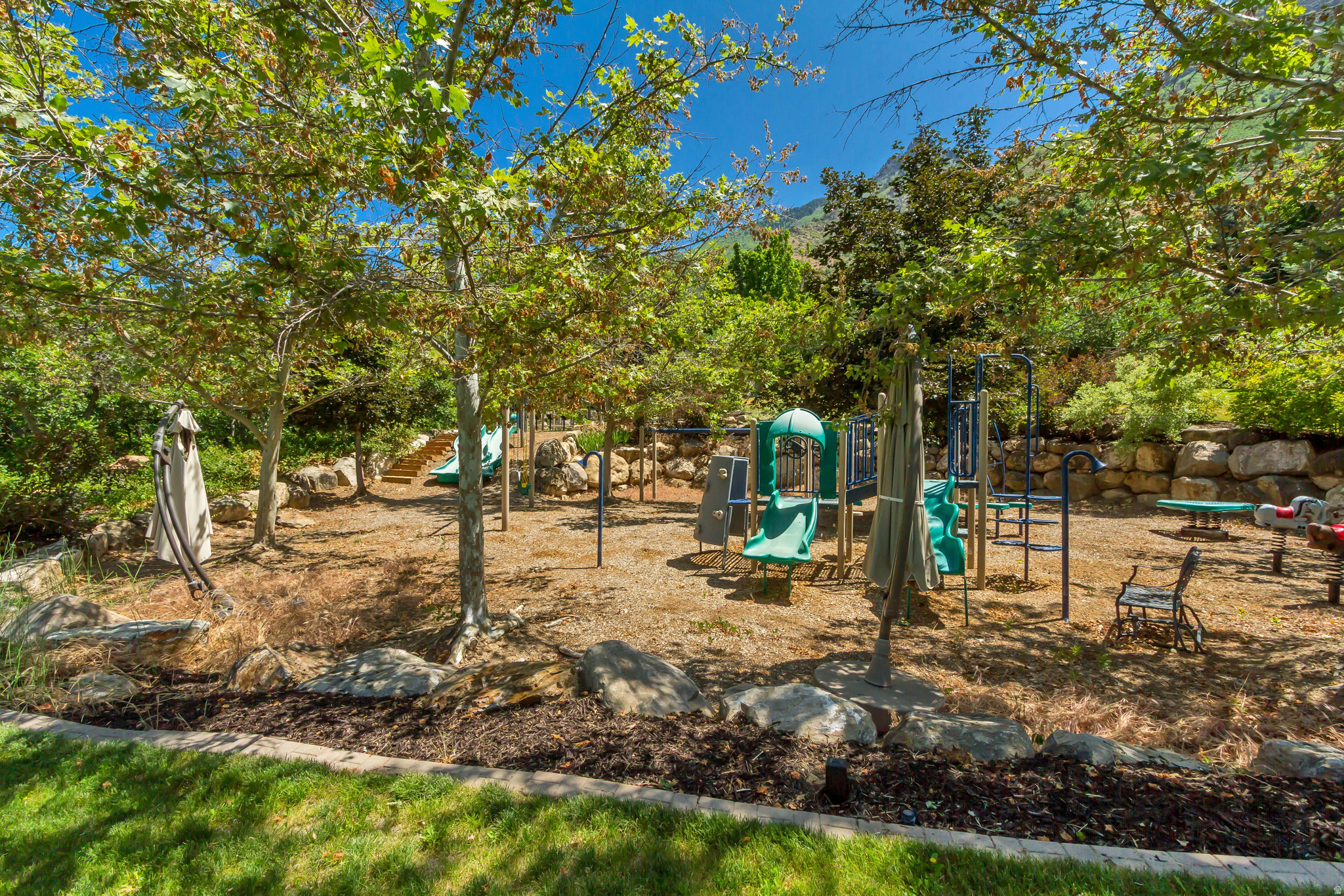 HOLLY VIEW ACRES - Land