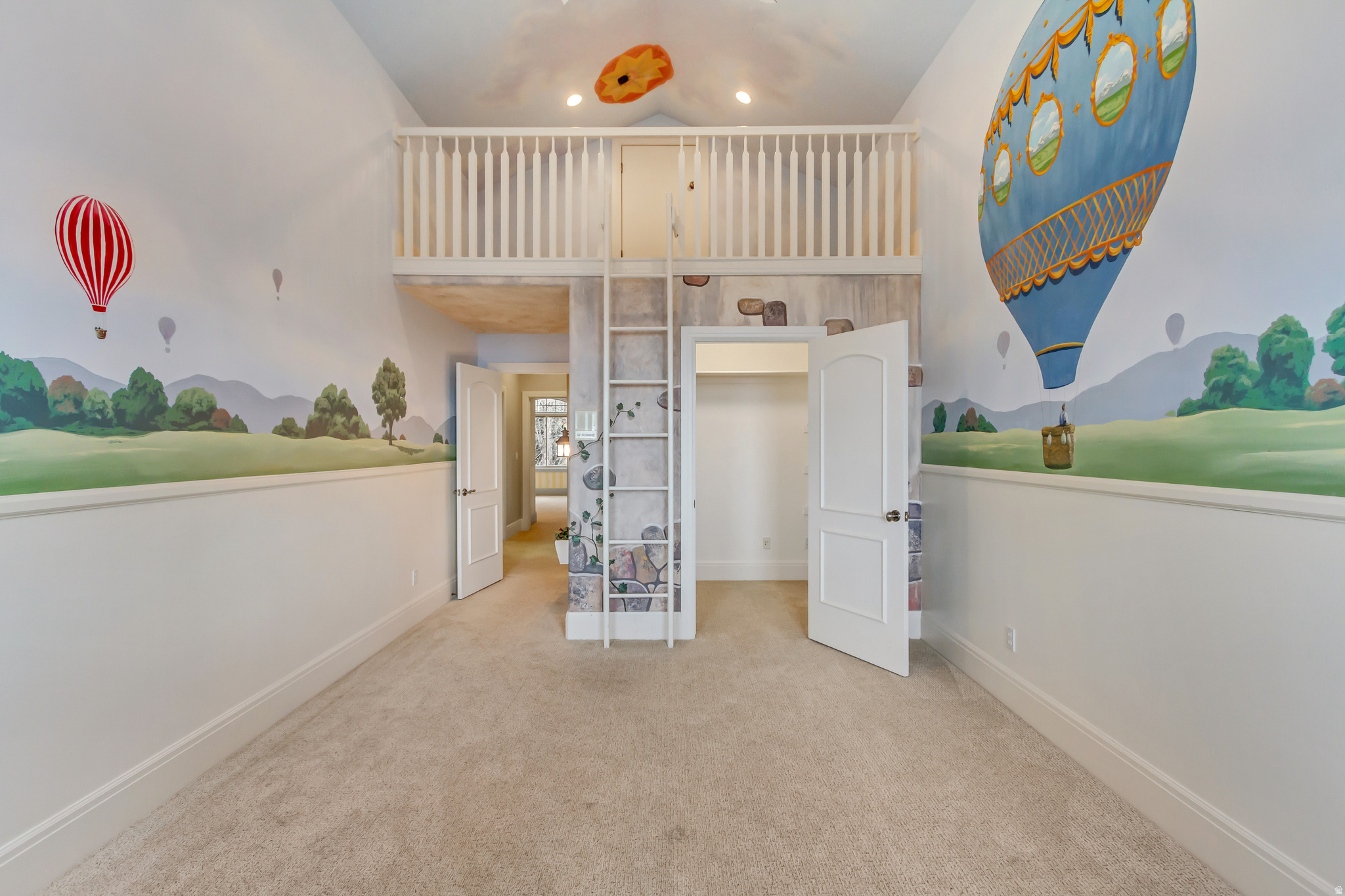 HOLLY VIEW ACRES - Land