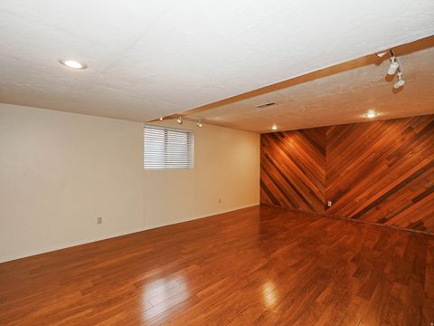 Tiny photo for 5586 S BROCKWAY DR, Salt Lake City, UT 84117 (MLS # 2126705)