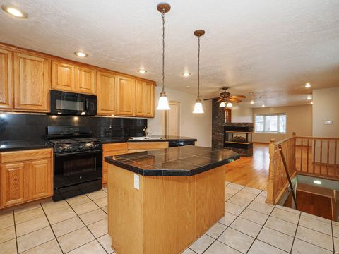 Tiny photo for 5586 S BROCKWAY DR, Salt Lake City, UT 84117 (MLS # 2126705)