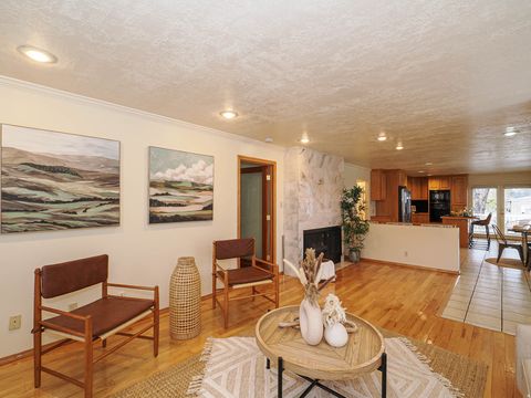 Tiny photo for 5586 S BROCKWAY DR, Salt Lake City, UT 84117 (MLS # 2126705)