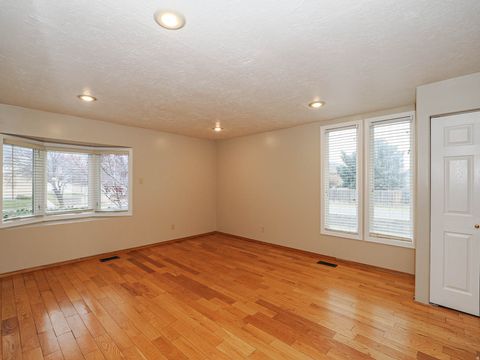 Tiny photo for 5586 S BROCKWAY DR, Salt Lake City, UT 84117 (MLS # 2126705)