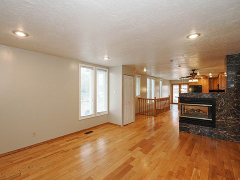 Tiny photo for 5586 S BROCKWAY DR, Salt Lake City, UT 84117 (MLS # 2126705)