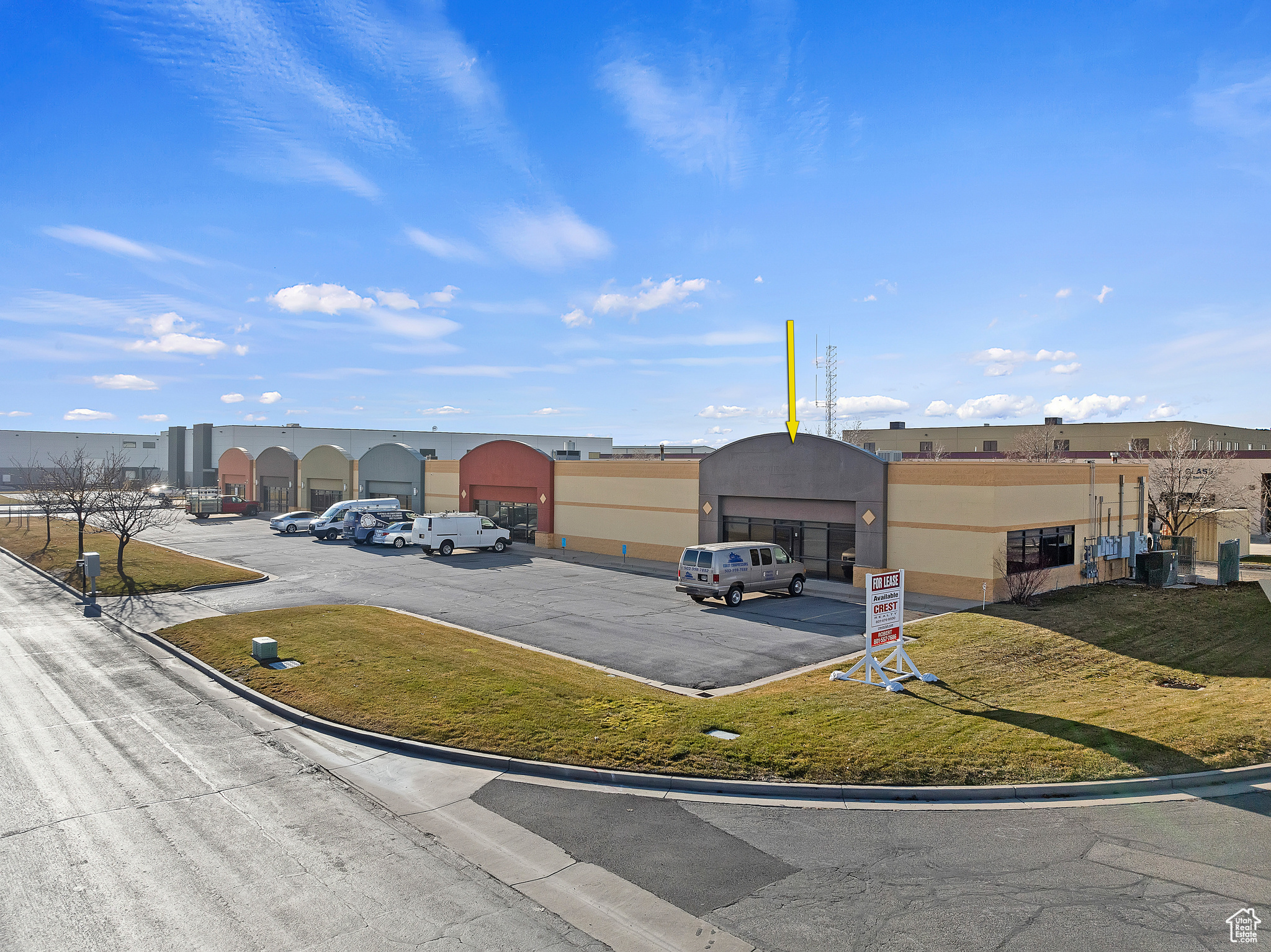 NORTH WOOD BUSINESS CENTER - Commercial Lease