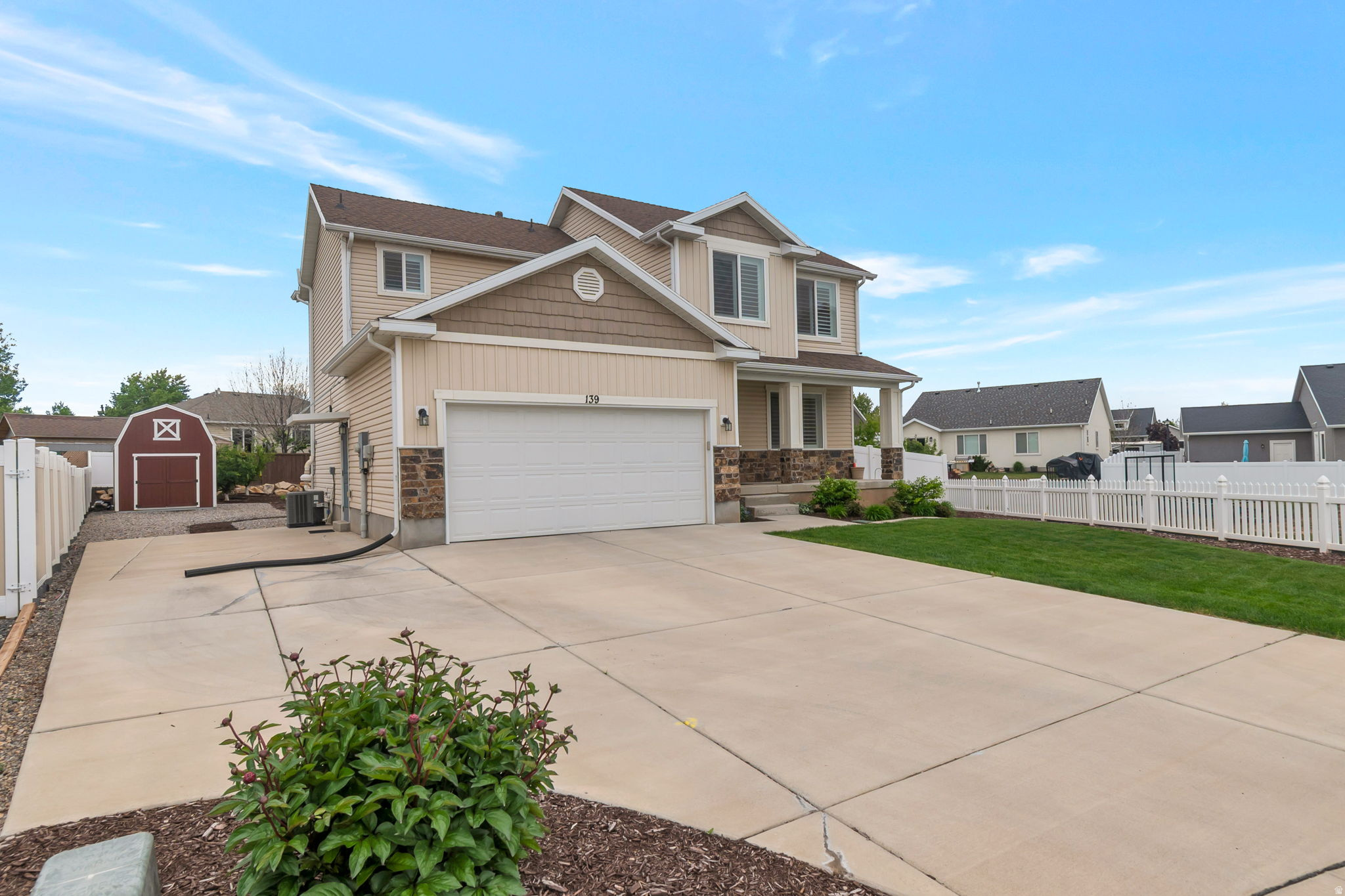 THE ORCHARDS - Residential