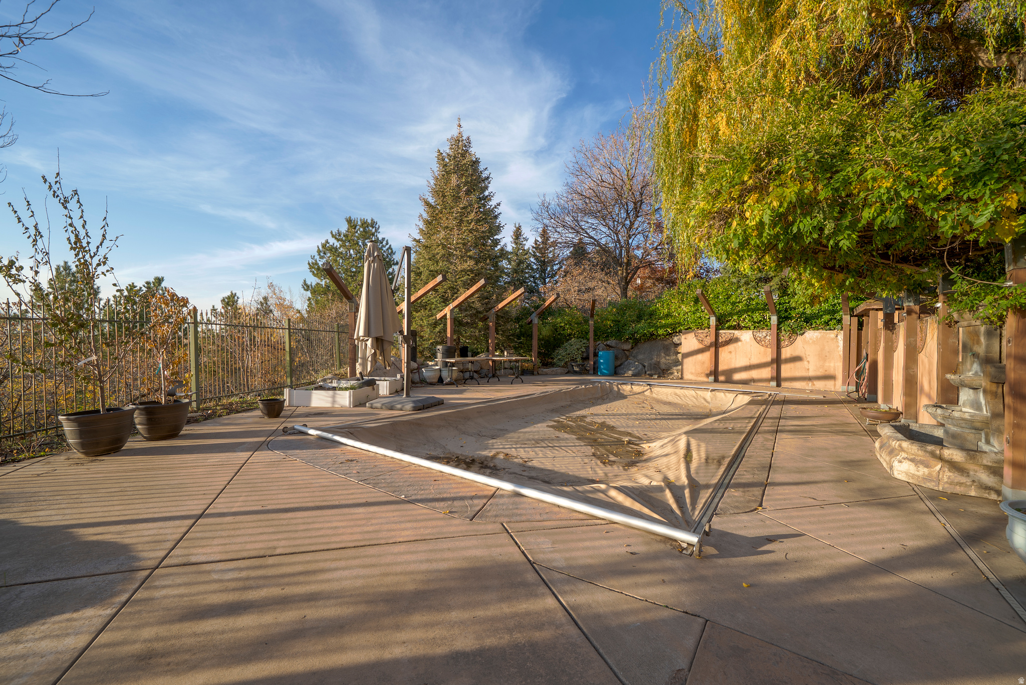 MAJESTIC CAN - Residential