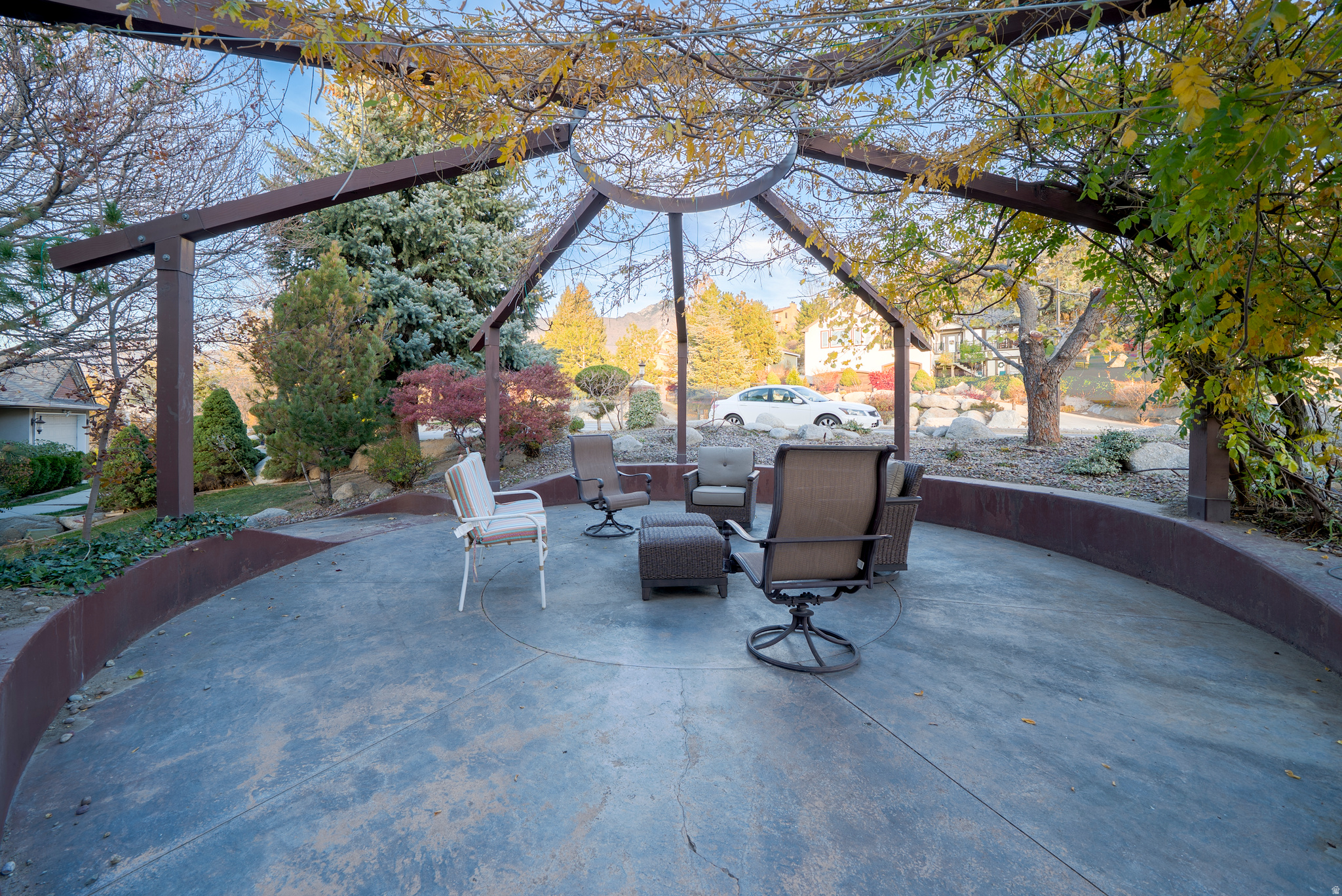 MAJESTIC CAN - Residential