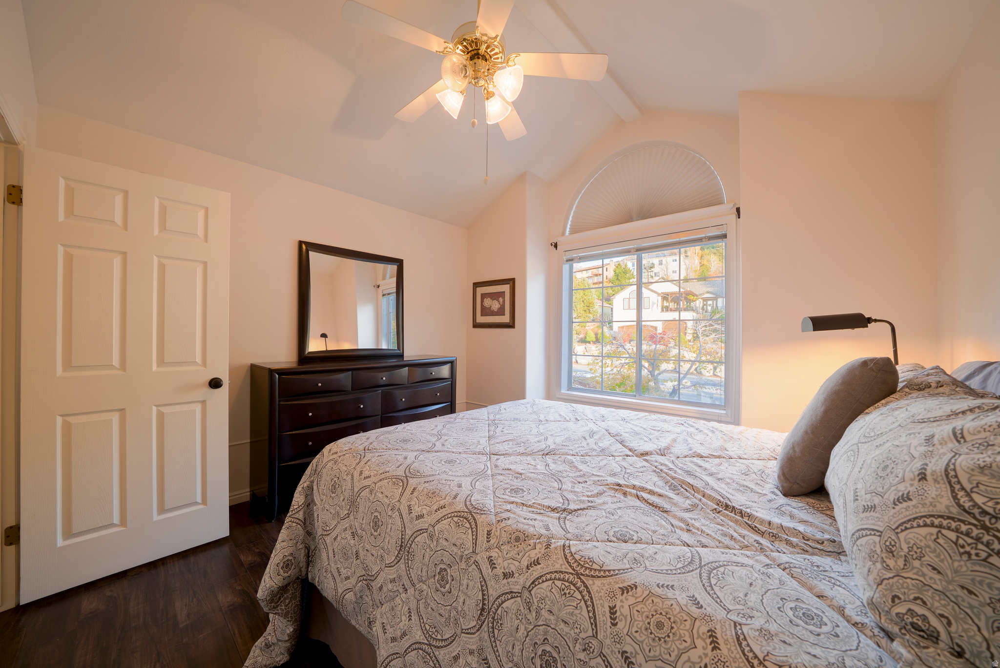 MAJESTIC CAN - Residential