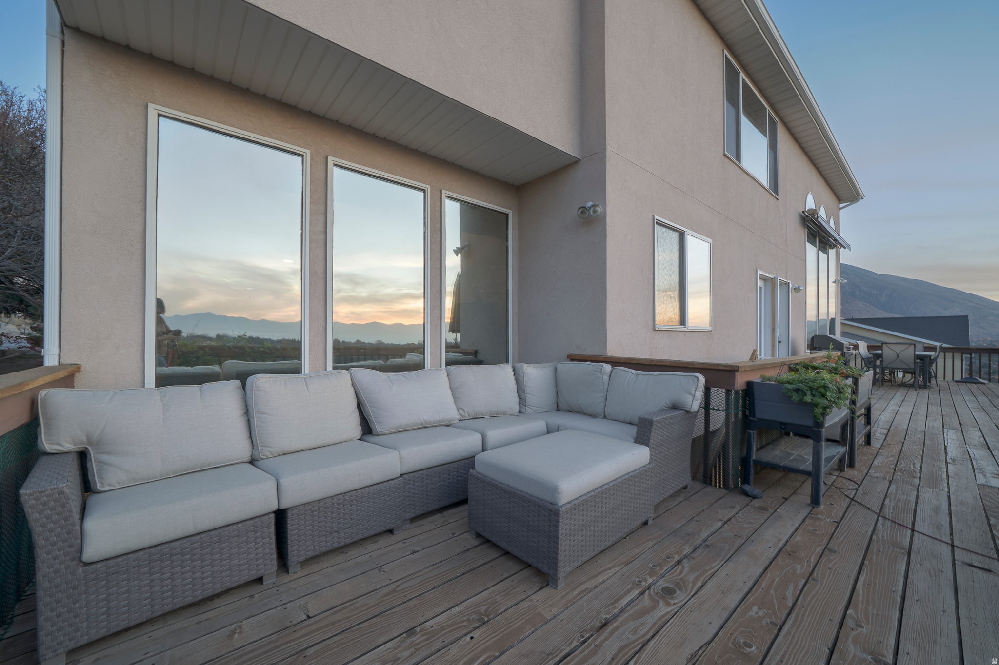 MAJESTIC CAN - Residential