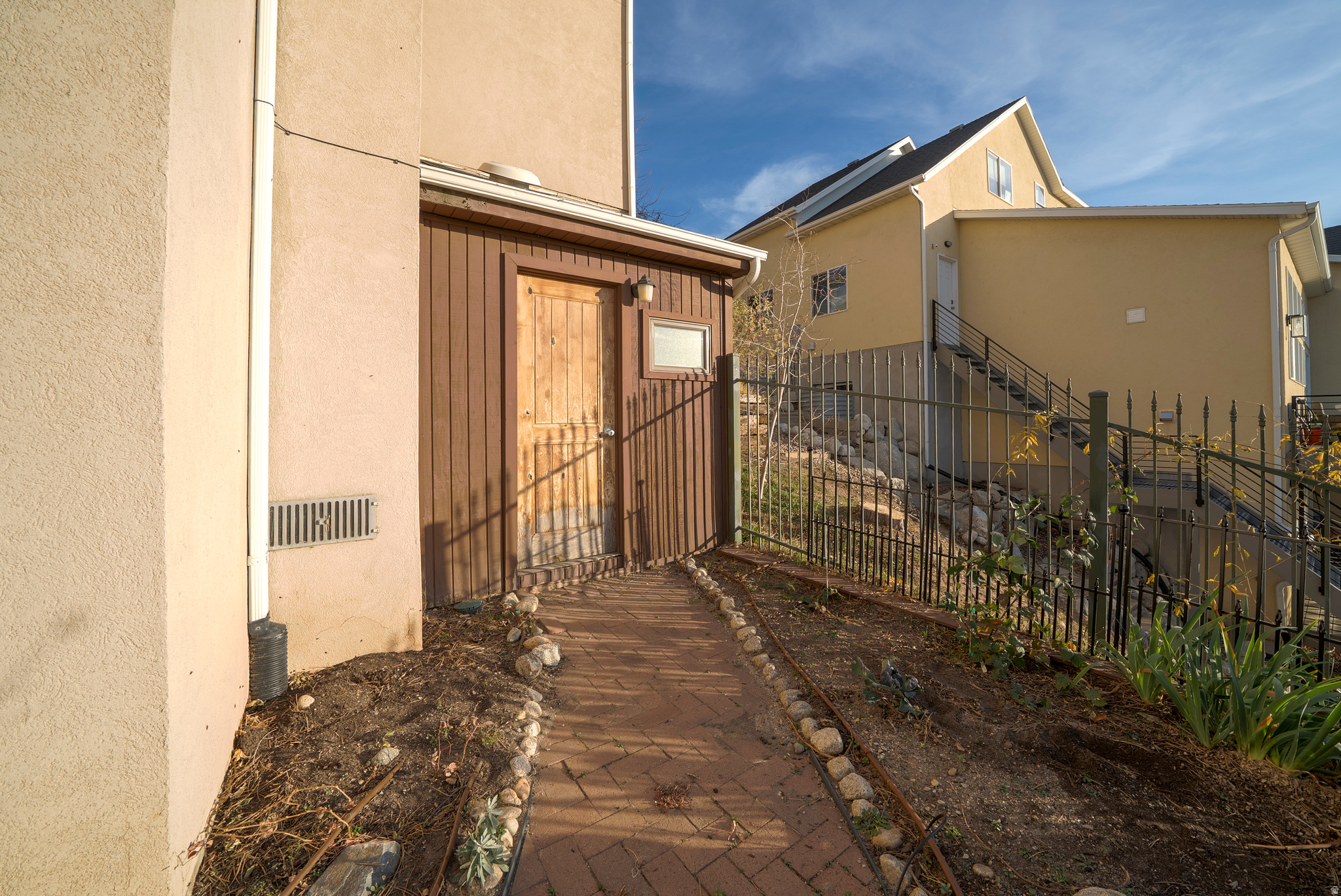 MAJESTIC CAN - Residential