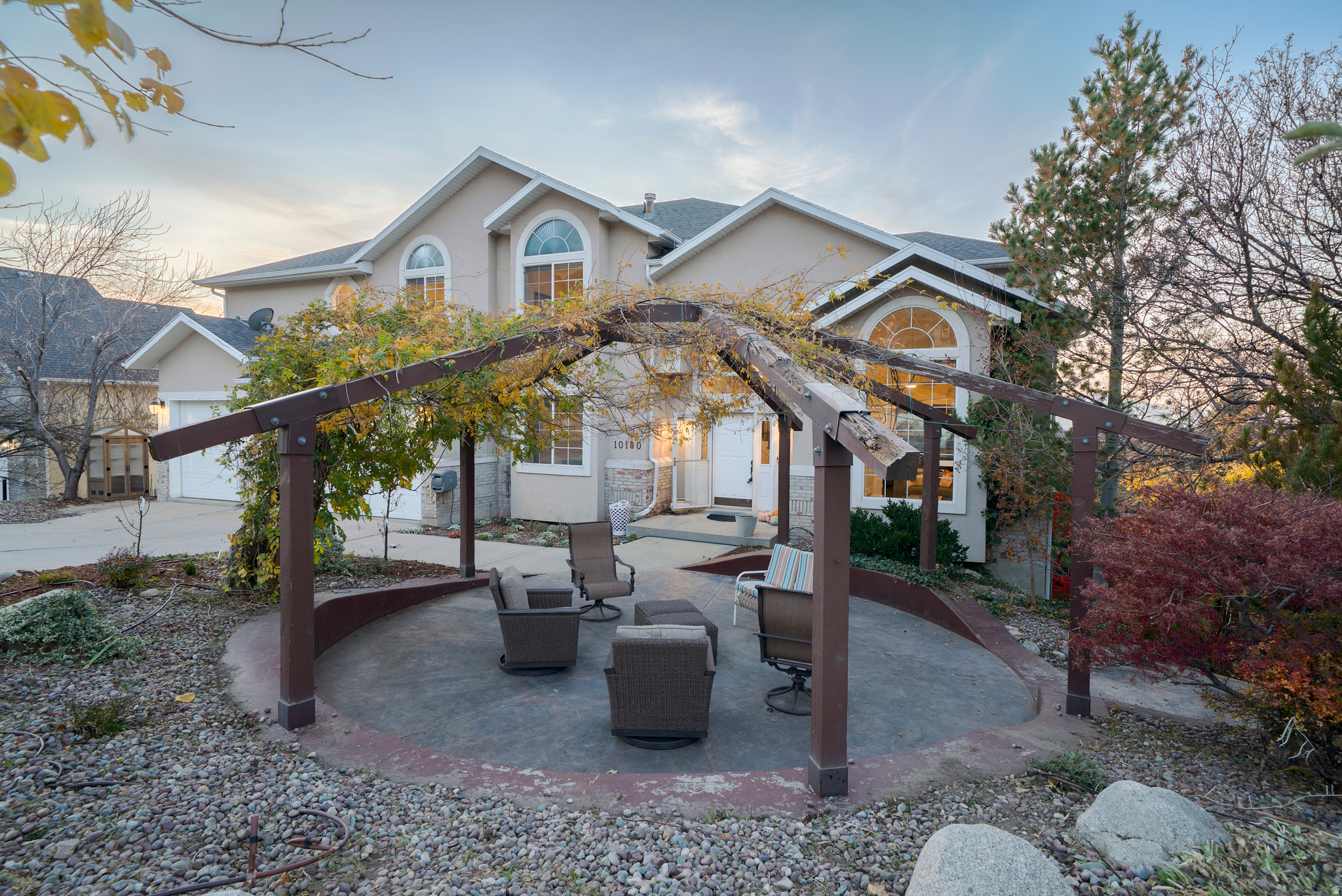 MAJESTIC CAN - Residential