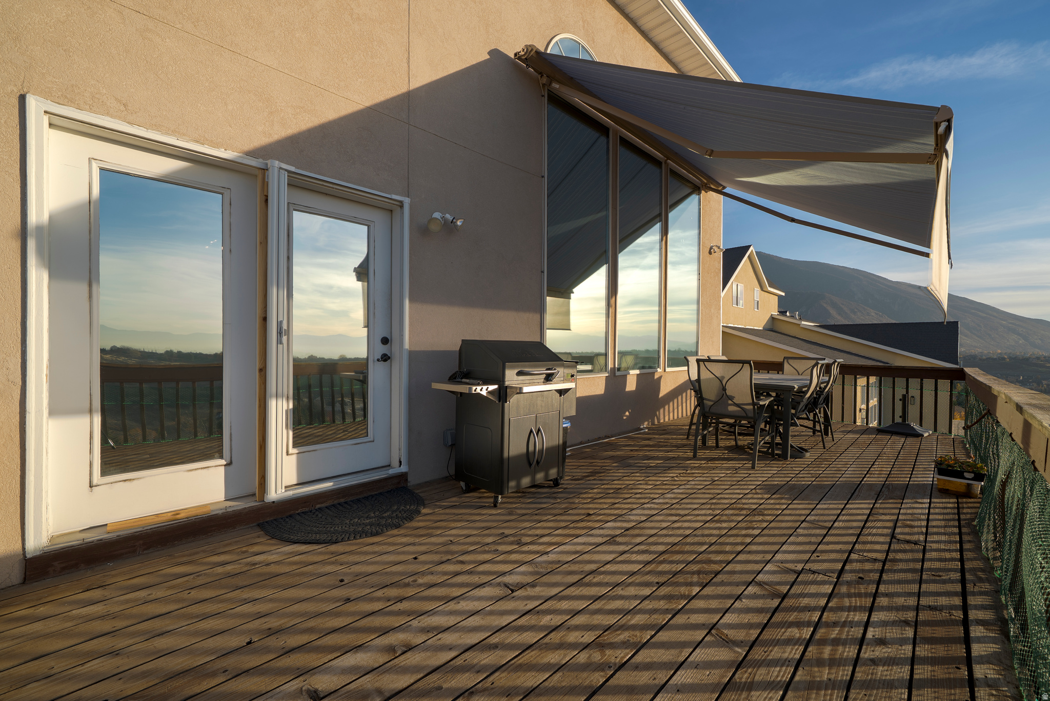 MAJESTIC CAN - Residential