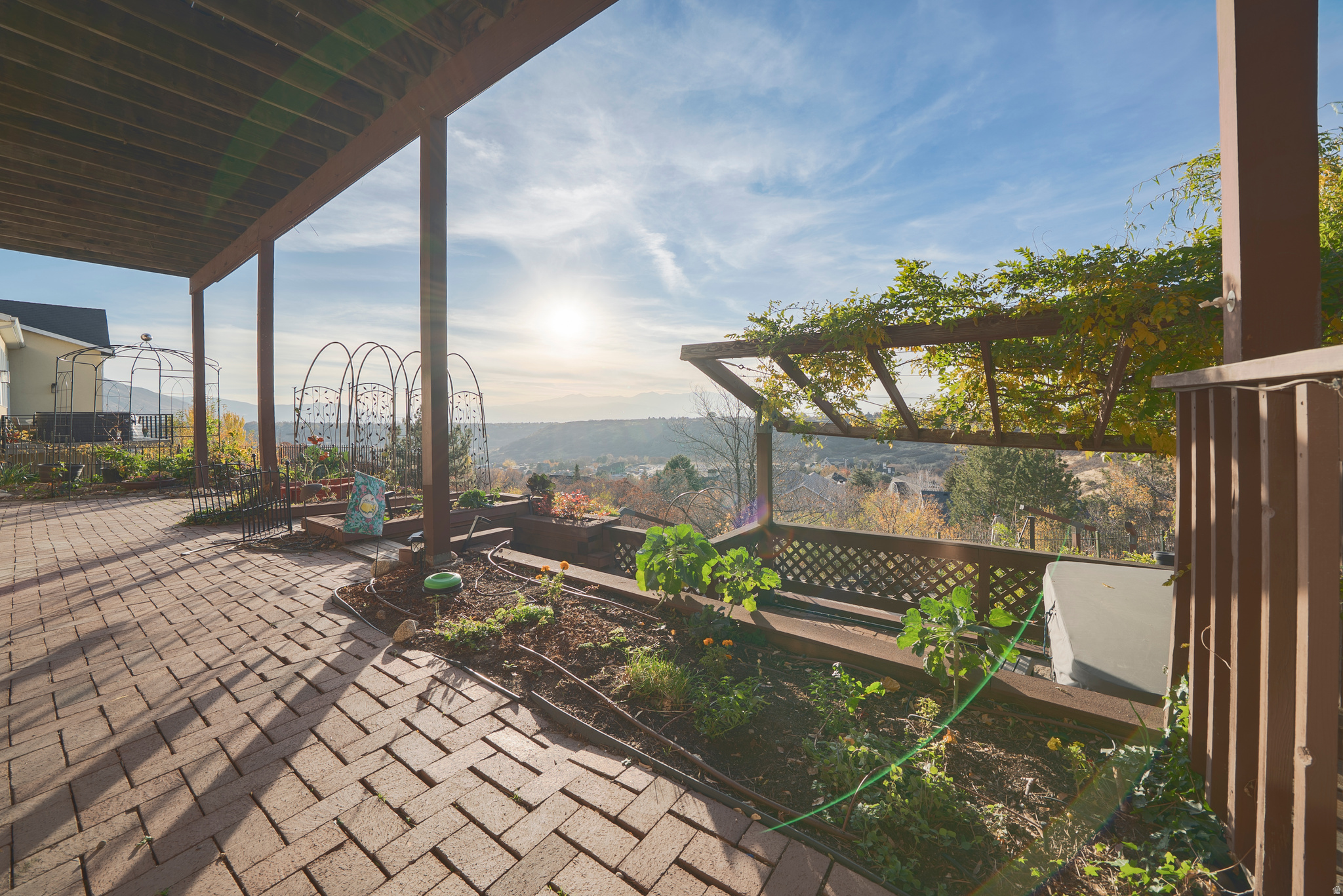 MAJESTIC CAN - Residential