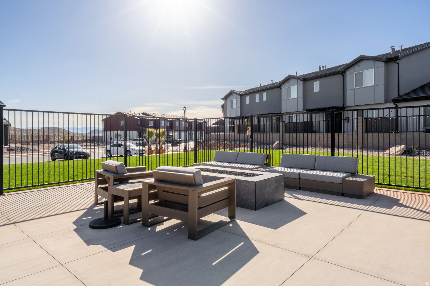 RISE AT CORAL CANYON - Residential