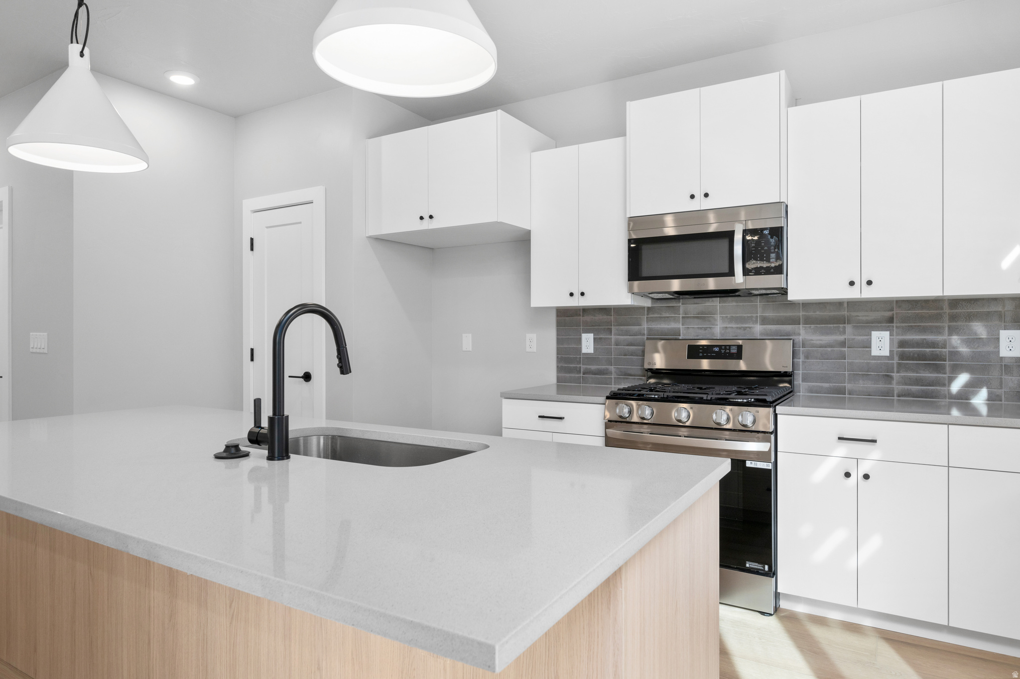 RISE AT CORAL CANYON - Residential