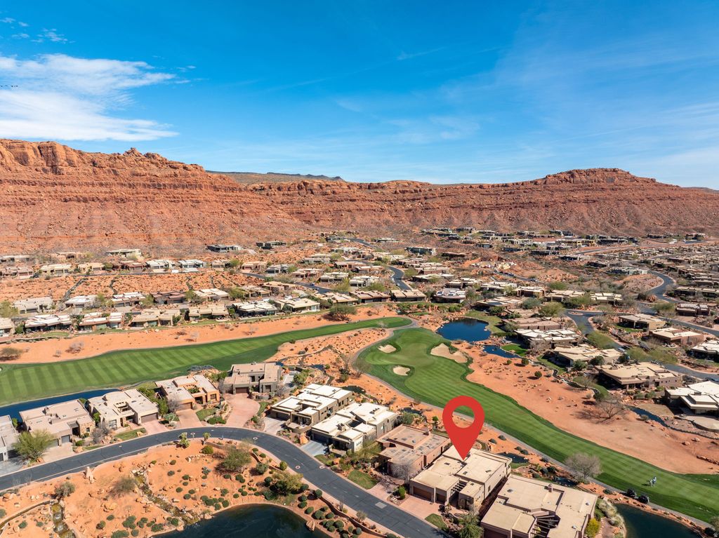 Photo of 2405 ENTRADA TRL W #69, Saint George, UT 84770 (MLS # 2140820)