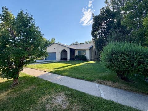 Photo of 125 S MAIN ST, Providence, UT 84332 (MLS # 2176407)