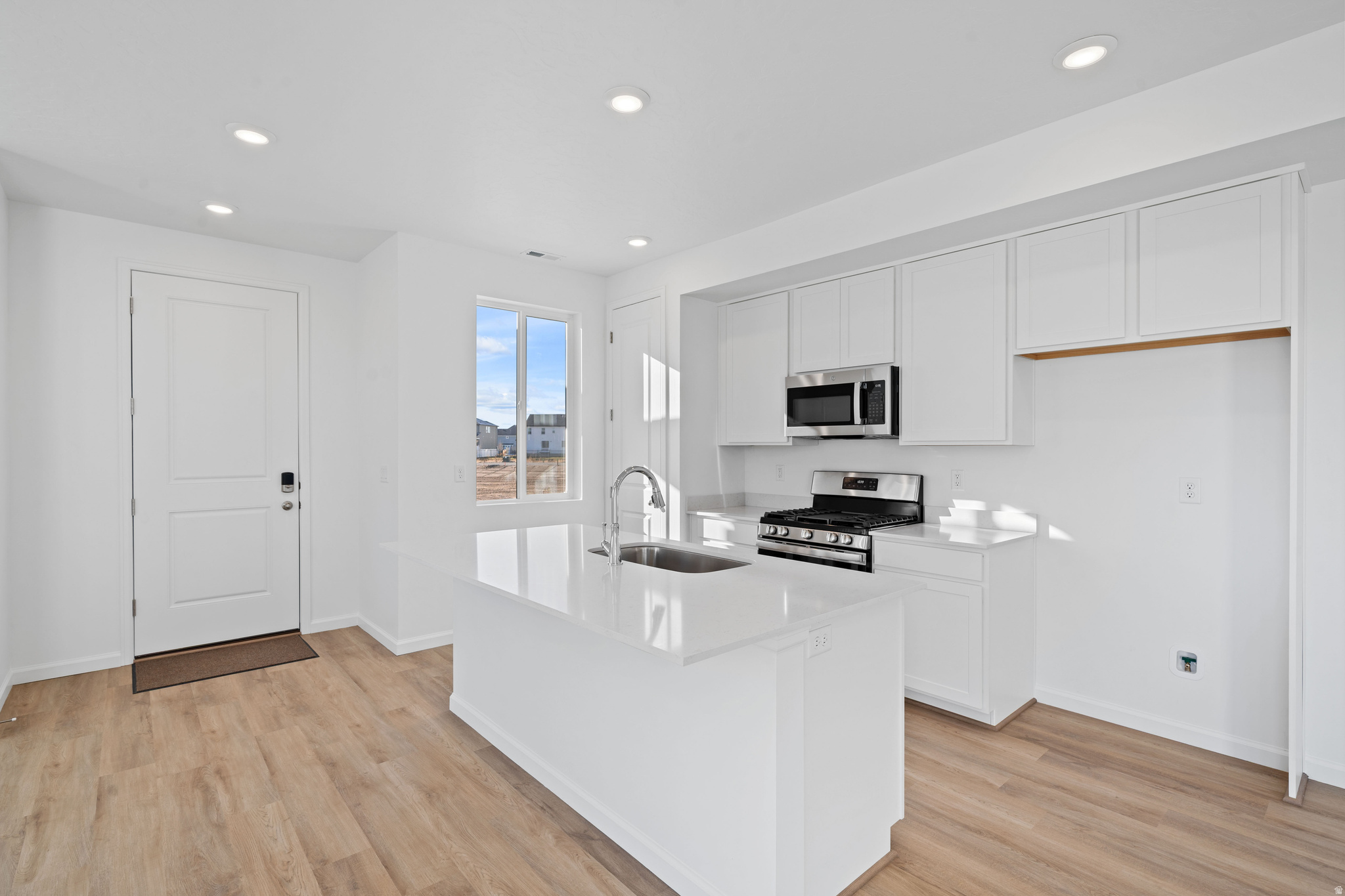 VILLAGES AT ARROWHEAD PARK - Residential