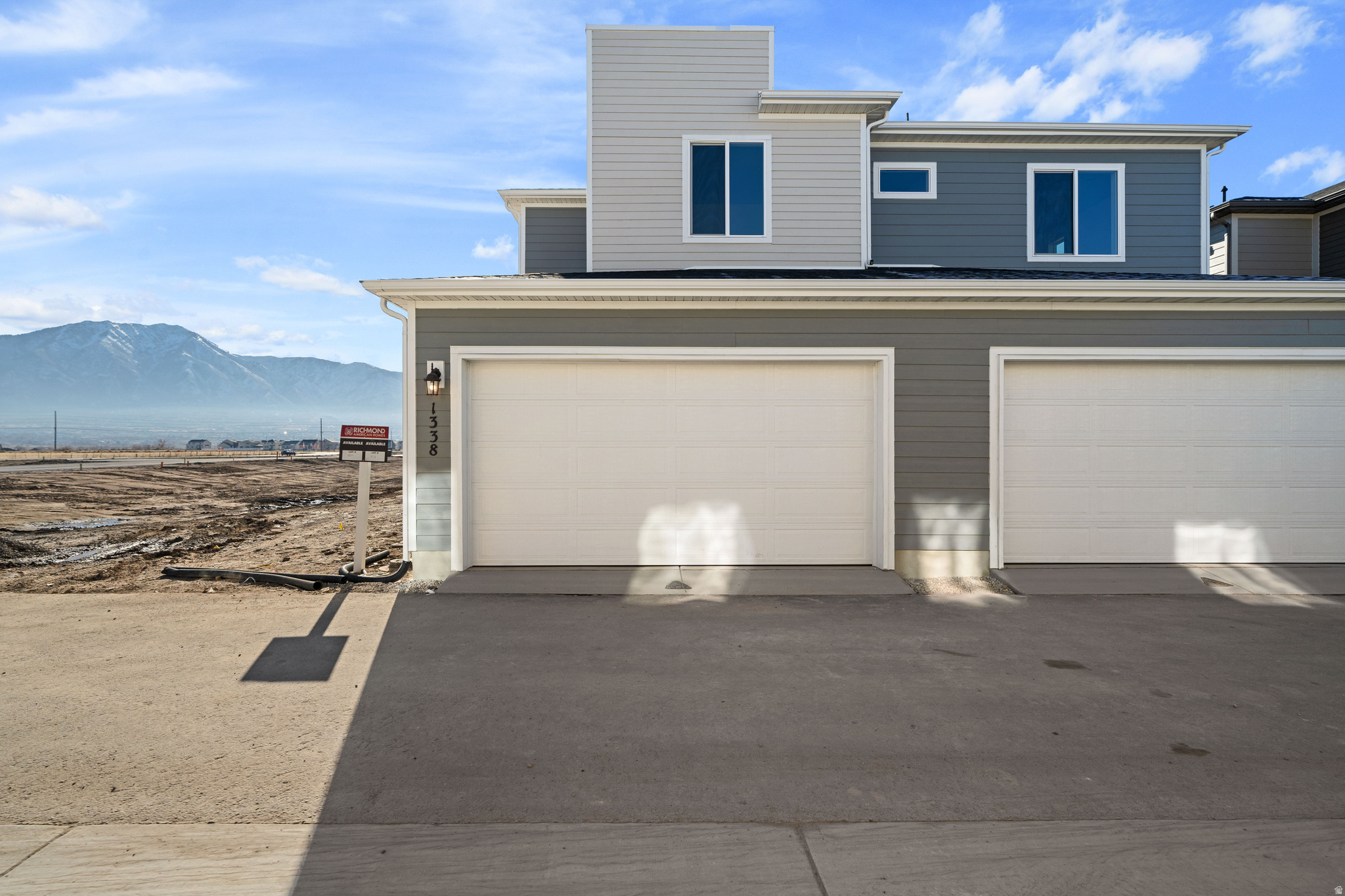 VILLAGES AT ARROWHEAD PARK - Residential