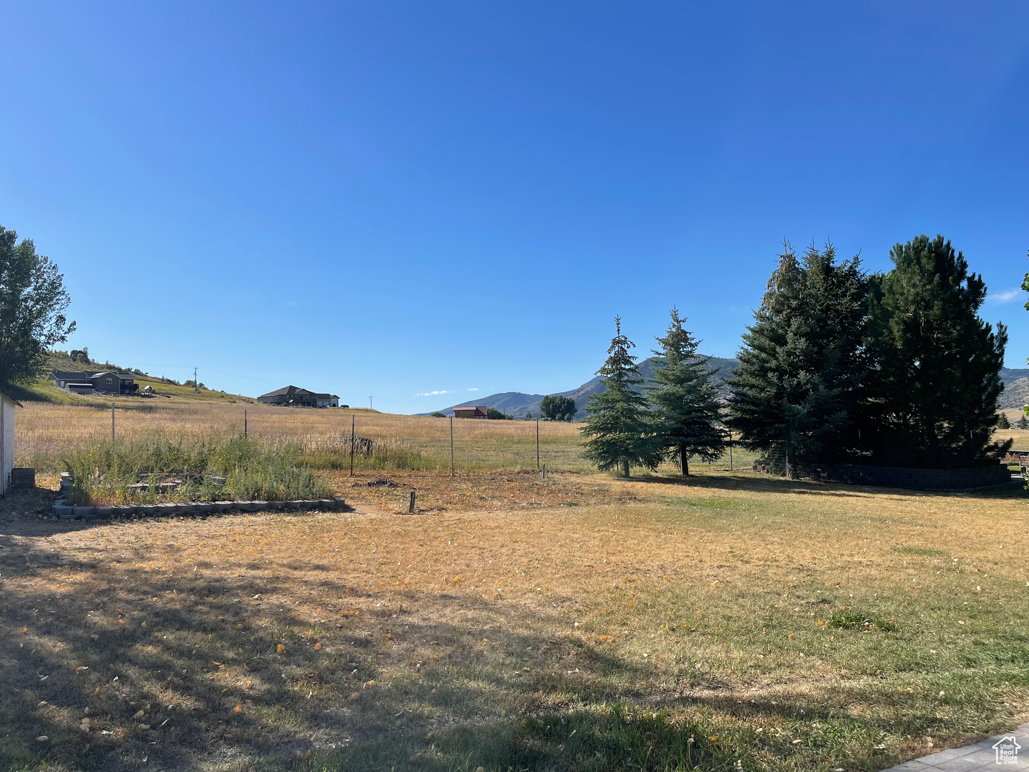 THUNDER CANYON ESTATES - Residential