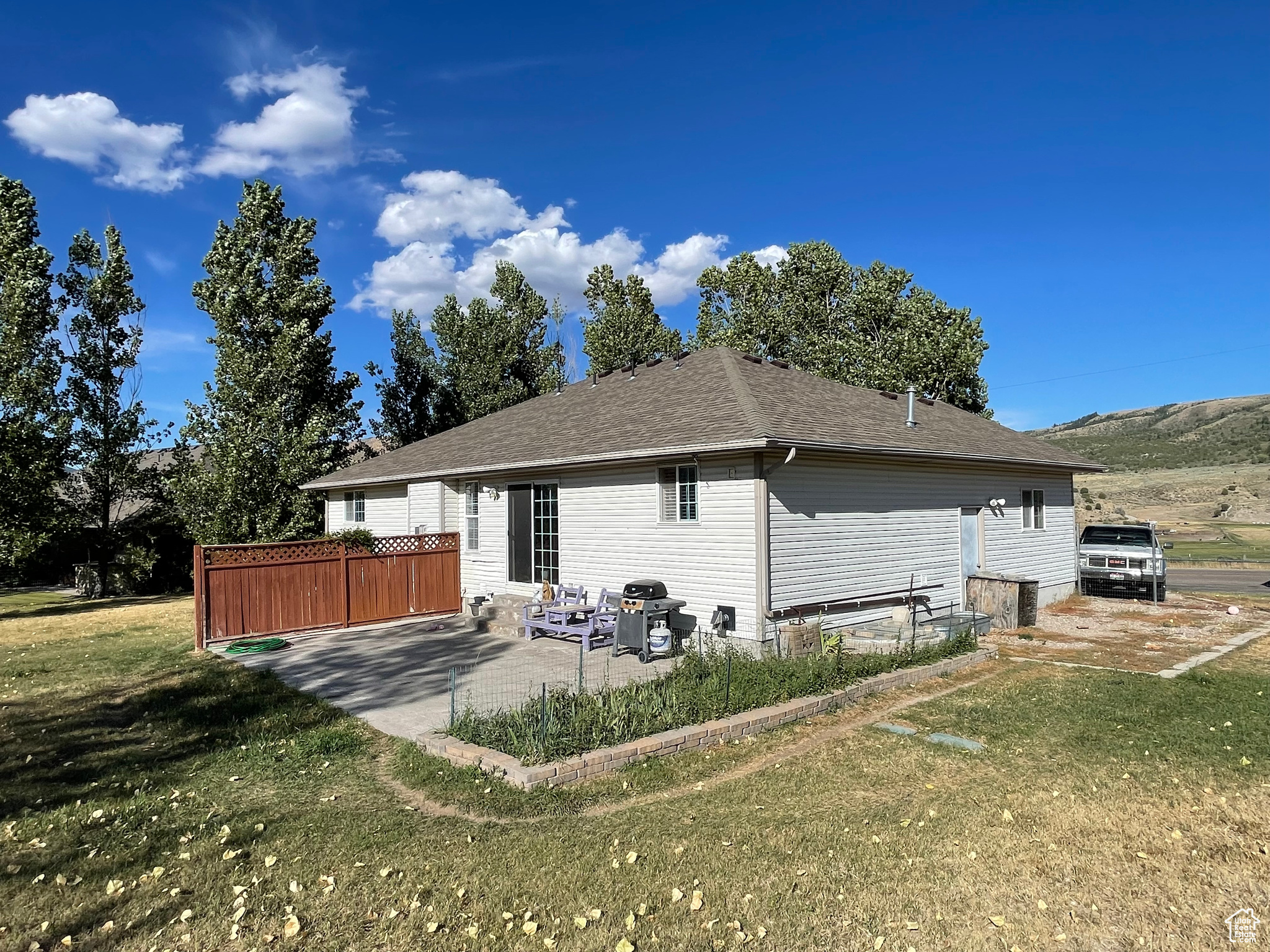 THUNDER CANYON ESTATES - Residential