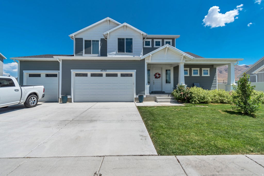 Photo of 4772 N TOPAZ DR, Eagle Mountain, UT 84005 (MLS # 2173365)