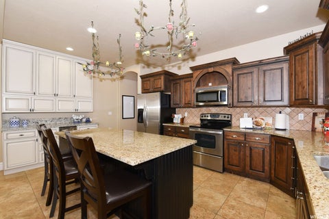 Tiny photo for 915 FREMONT RD, Bountiful, UT 84010 (MLS # 2165558)