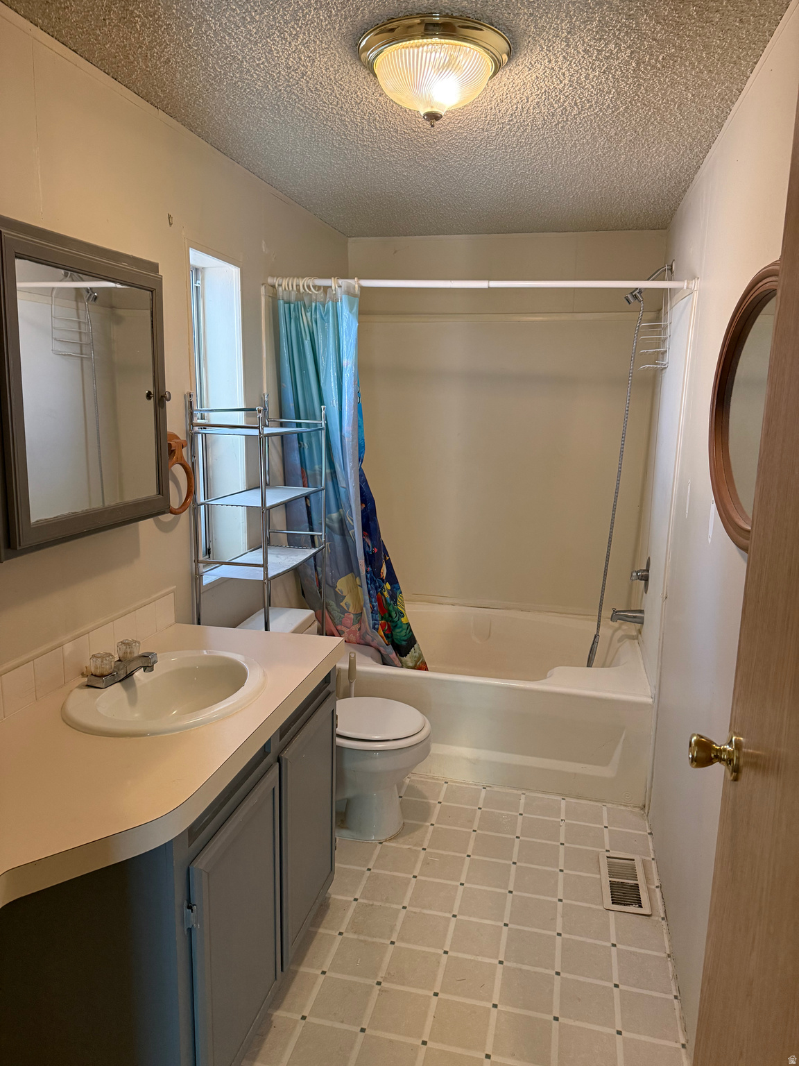 RIDGEWOOD ESTATES - Residential