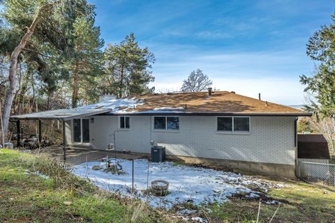 Tiny photo for 373 S EASTOAKS DR, Fruit Heights, UT 84037 (MLS # 2139526)