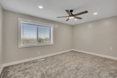 Tiny photo for 373 S EASTOAKS DR, Fruit Heights, UT 84037 (MLS # 2139526)