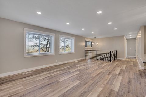 Tiny photo for 373 S EASTOAKS DR, Fruit Heights, UT 84037 (MLS # 2139526)
