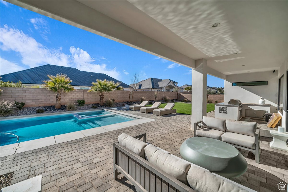MOORLAND PARK 3 - Residential