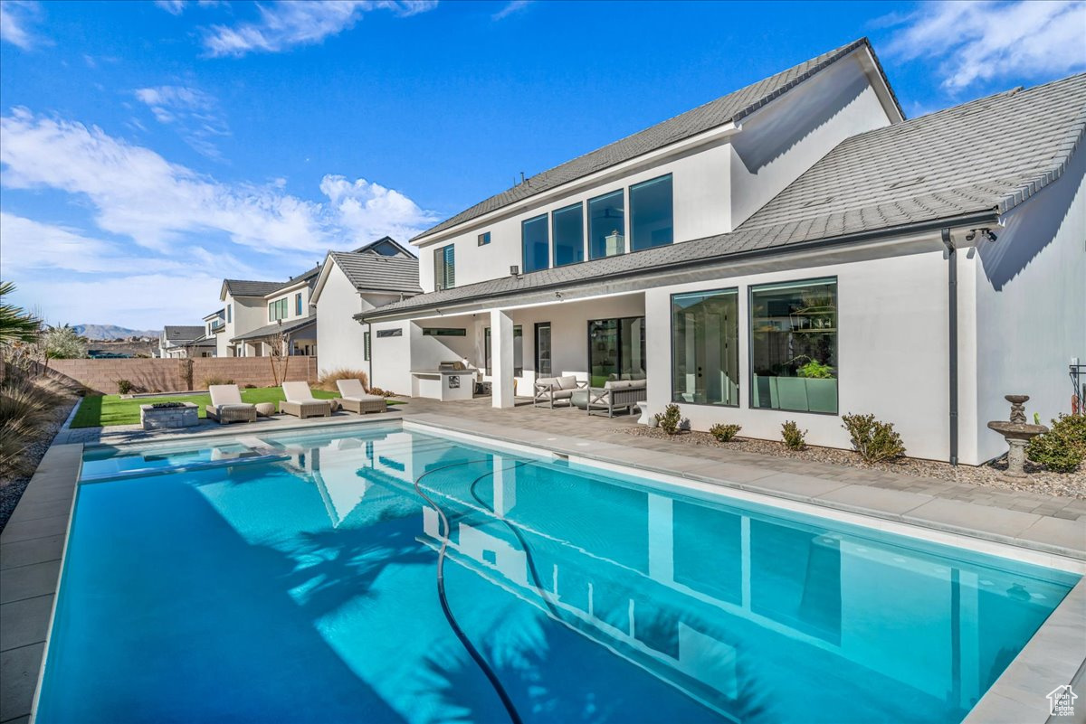 MOORLAND PARK 3 - Residential