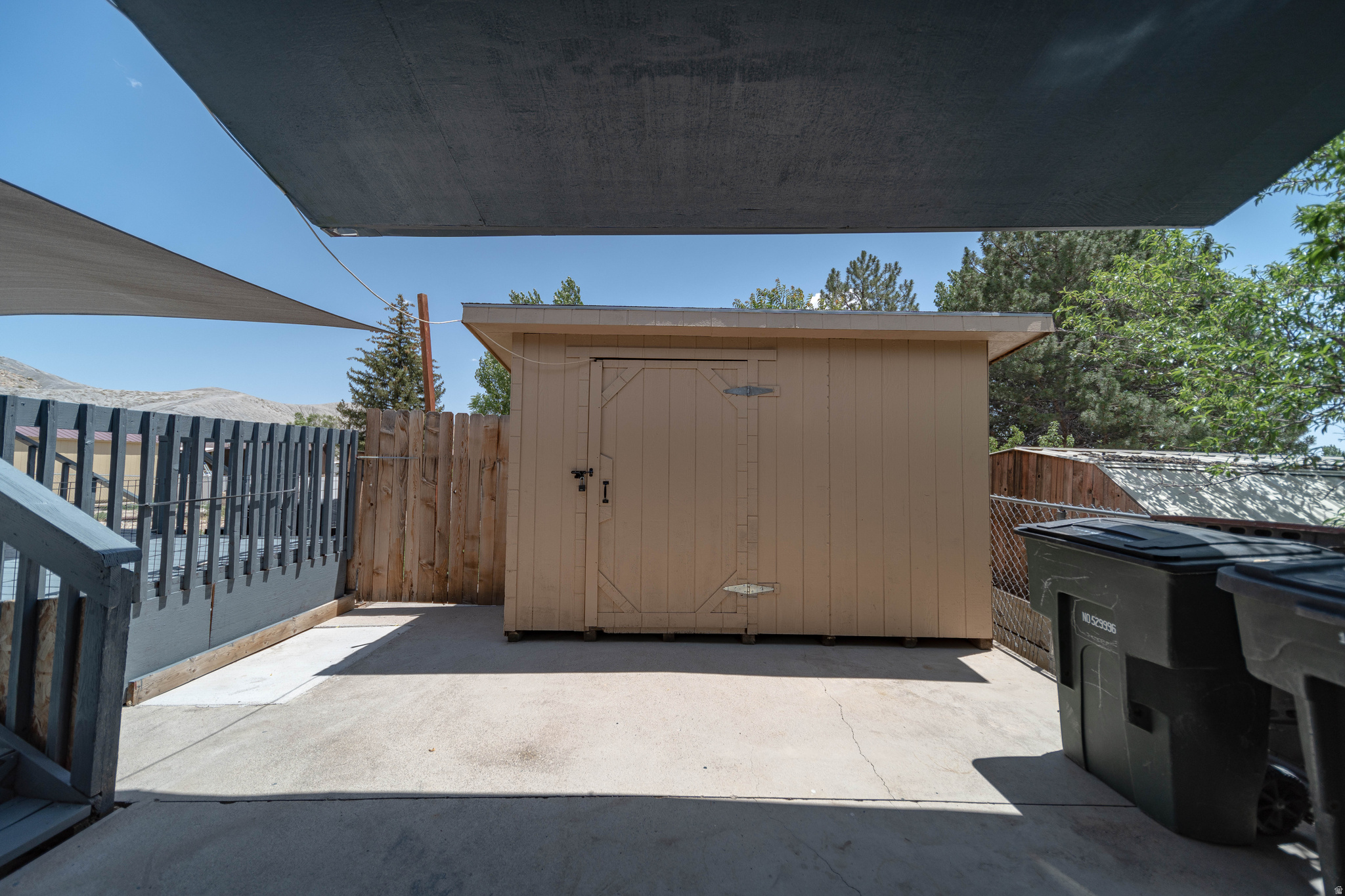 SUMMIT VIEW - Residential