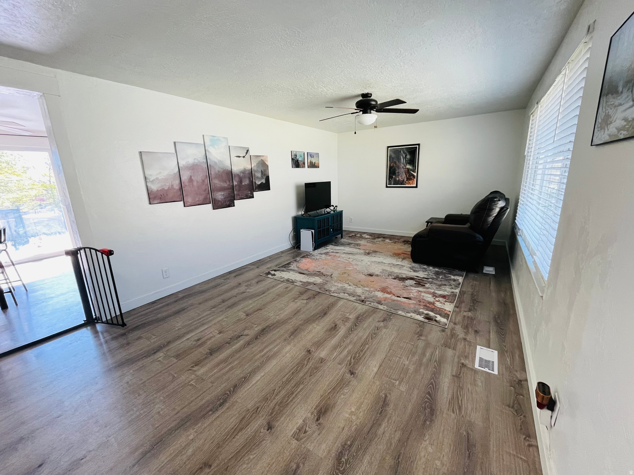 SUMMIT VIEW - Residential
