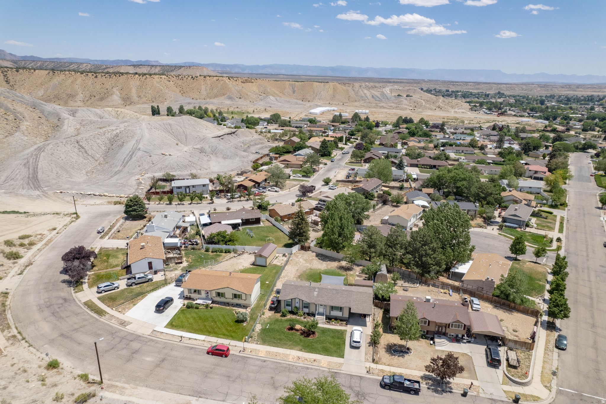 SUMMIT VIEW - Residential