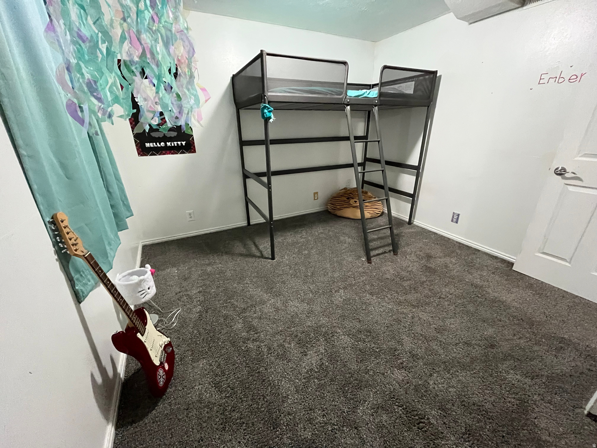 SUMMIT VIEW - Residential