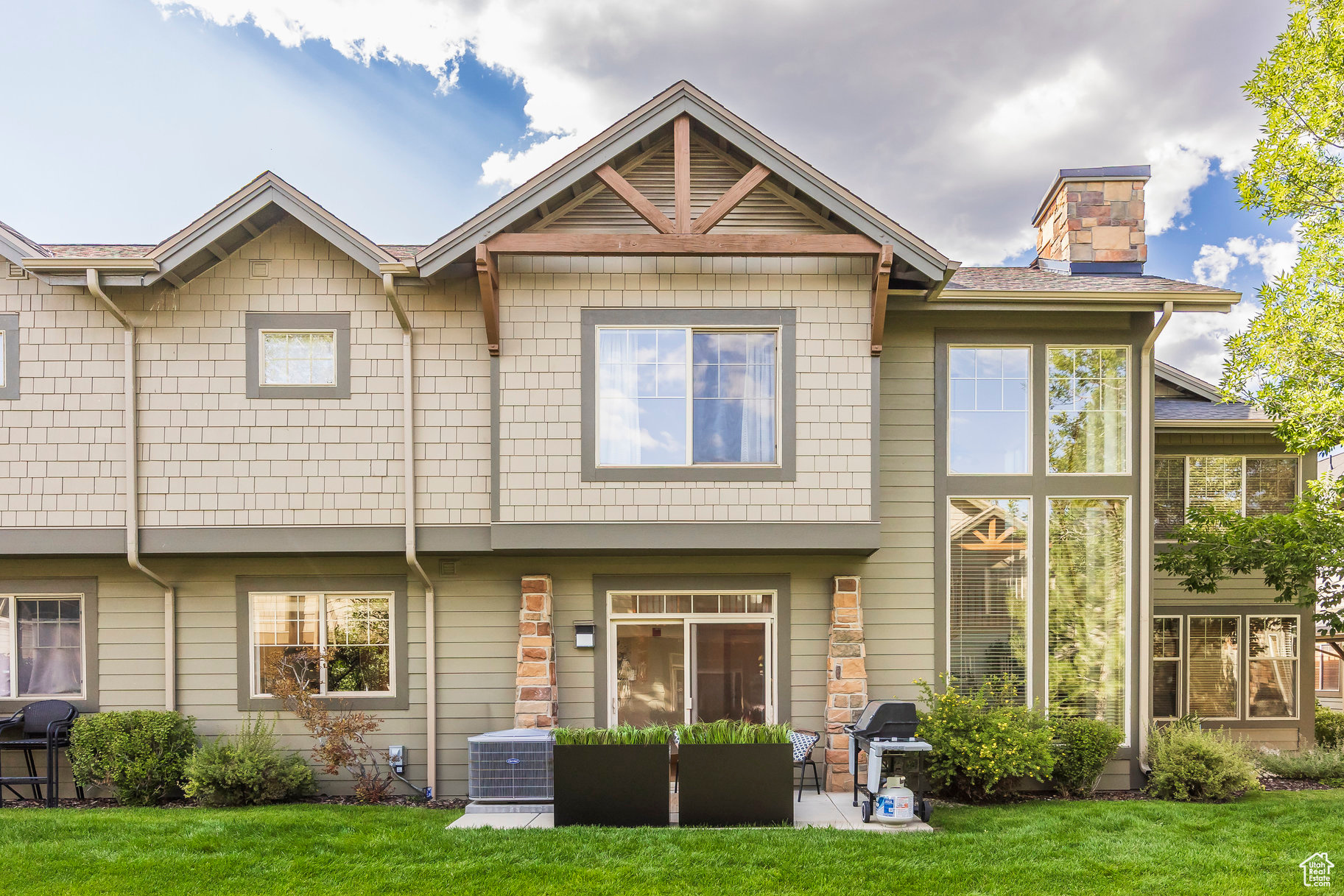FOX POINT AT REDSTONE - Residential