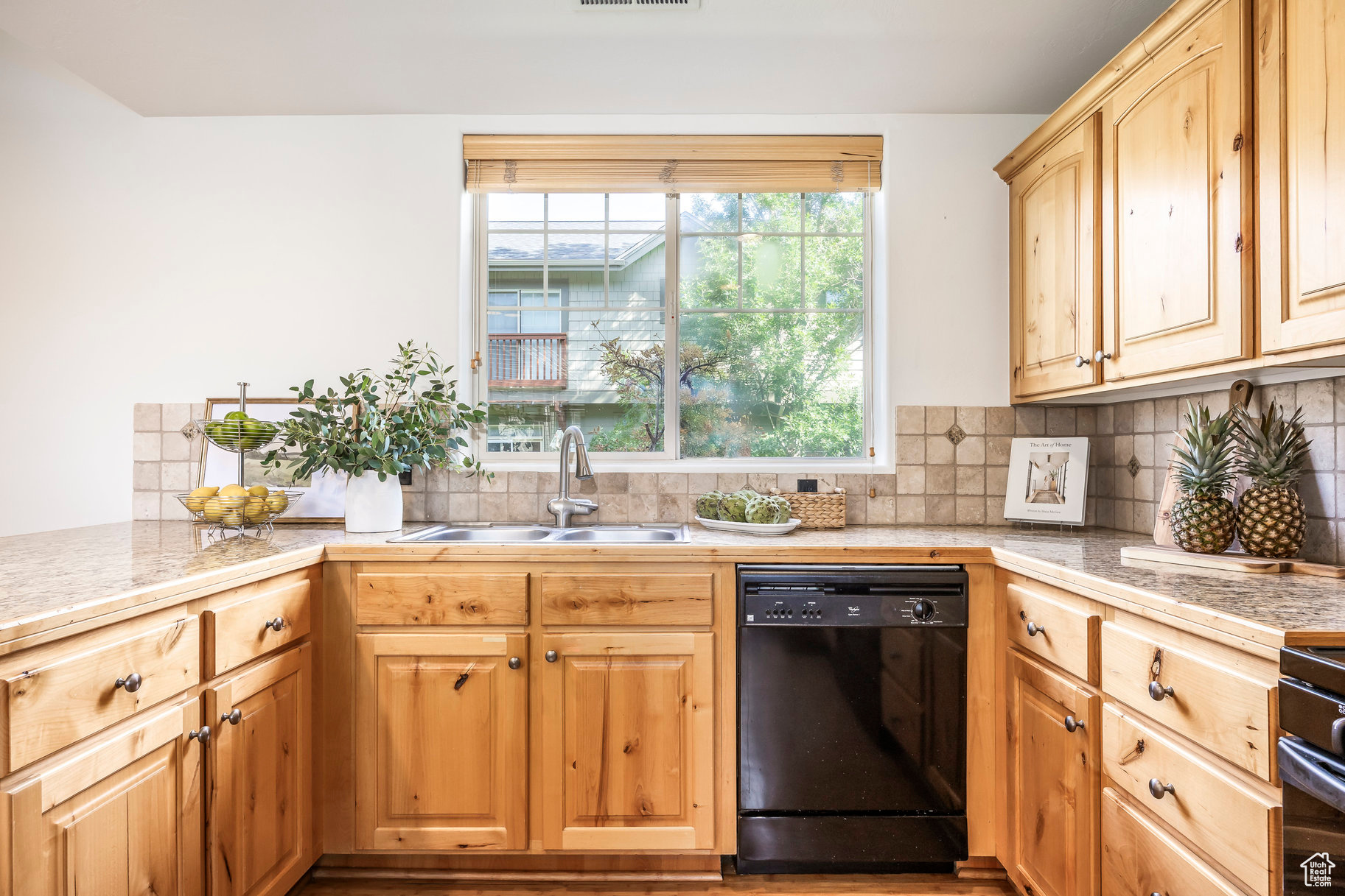 FOX POINT AT REDSTONE - Residential