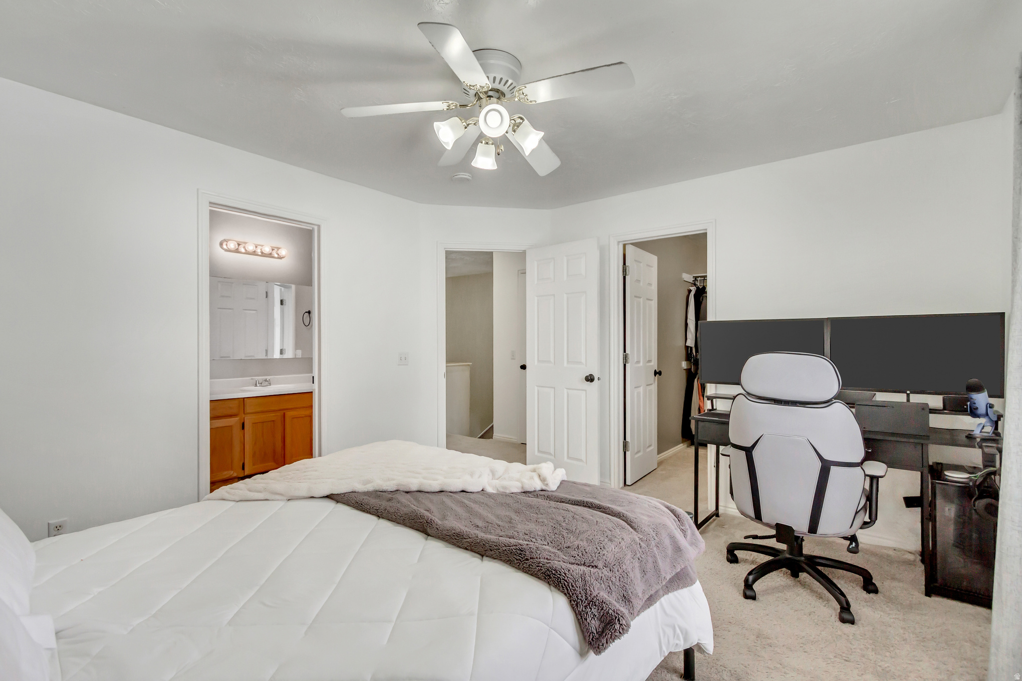 ASPEN VILLAGE - Residential