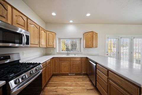 Tiny photo for 346 W 625 N, Lindon, UT 84042 (MLS # 2126858)
