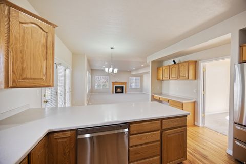 Tiny photo for 346 W 625 N, Lindon, UT 84042 (MLS # 2126858)