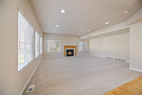 Tiny photo for 346 W 625 N, Lindon, UT 84042 (MLS # 2126858)